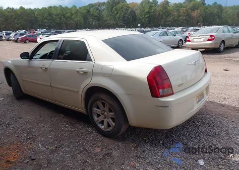 2007 Chrysler 300 Touring from USA, damaged, VIN 2C3KA53GX7H892120